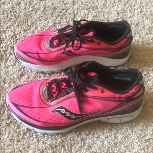 EUC Saucony pro grid lite women 9.5 running shoes